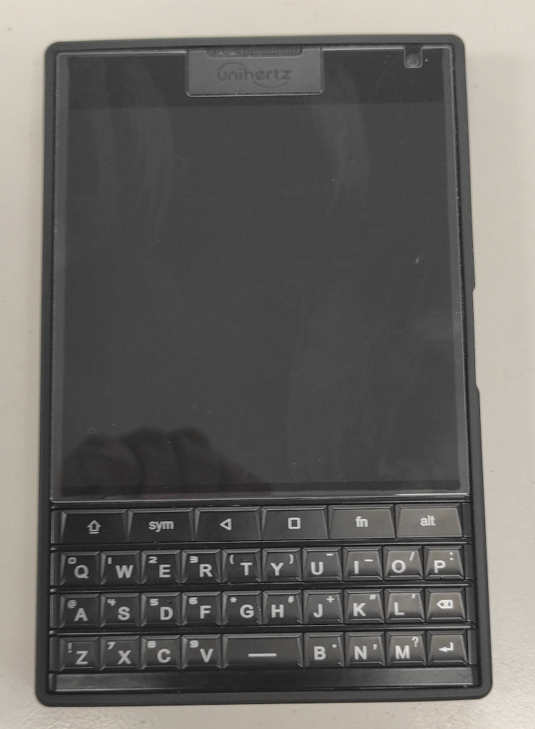 Unihertz Titan 2 Front