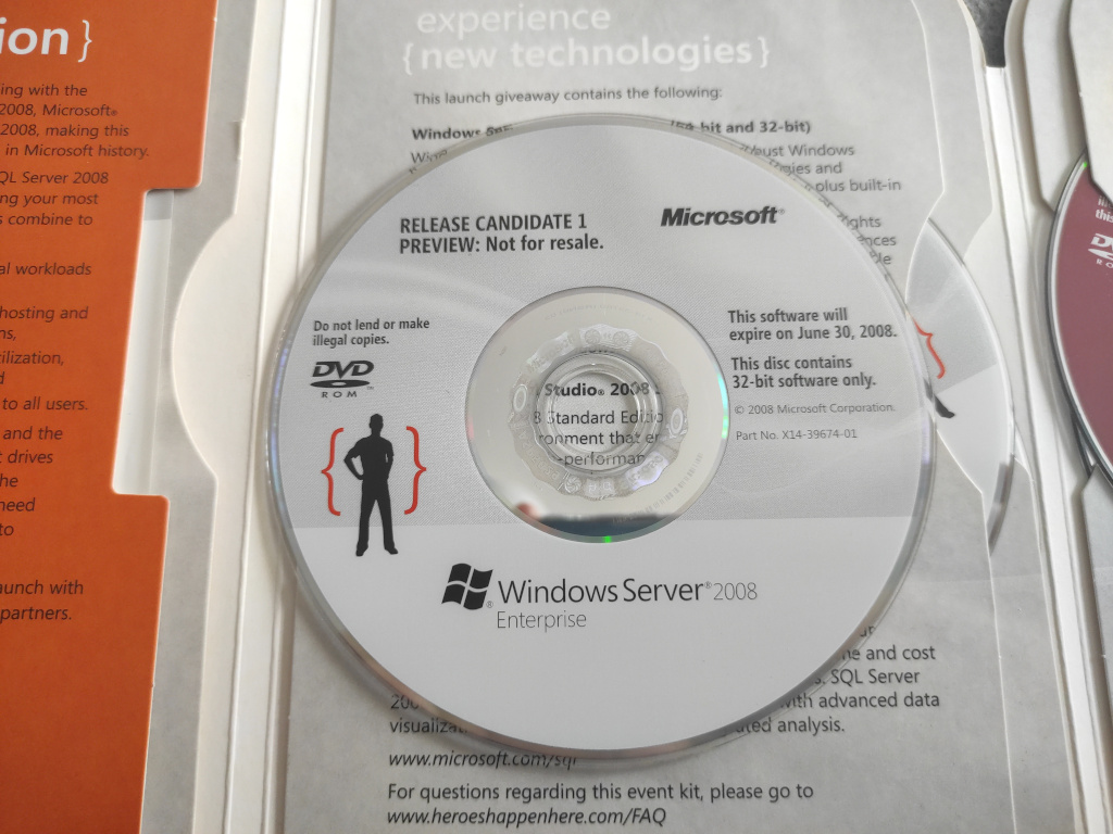 Windows Server RC1 DVD